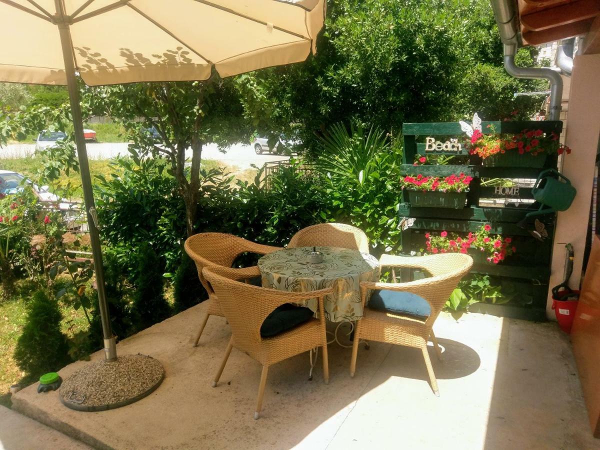 Lovely Apartment With Garden And Terrace Rijeka Exterior photo